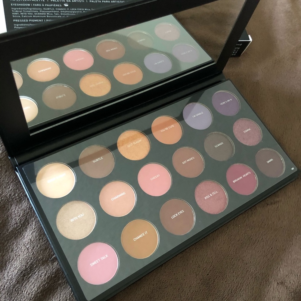 Morphe 18F Talkin’ Flirty Palette